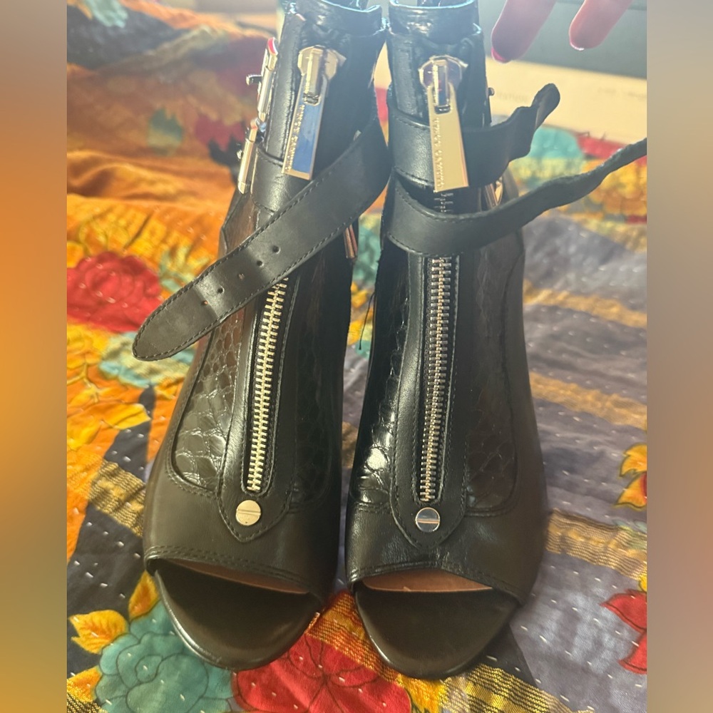 Vince Camuto Black Peep-Toe Heels with Zipper Detail